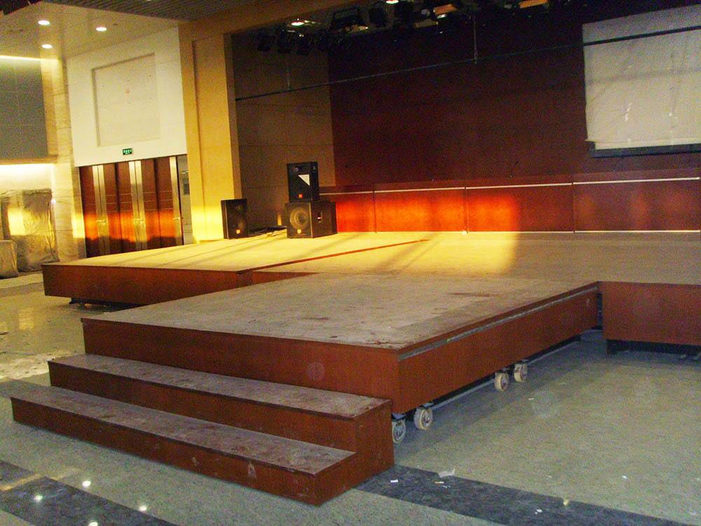 伸縮舞臺圖1 伸縮舞臺圖1